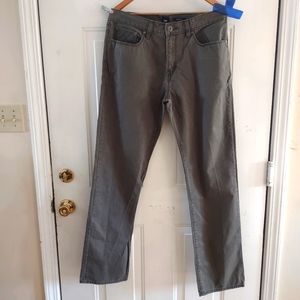 Gap olive Green Straight Fit men's Pants. Size 34/34